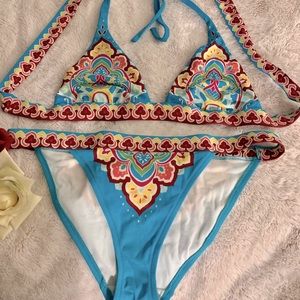 Victoria’s Secret bikini Size L bottom, Size M top